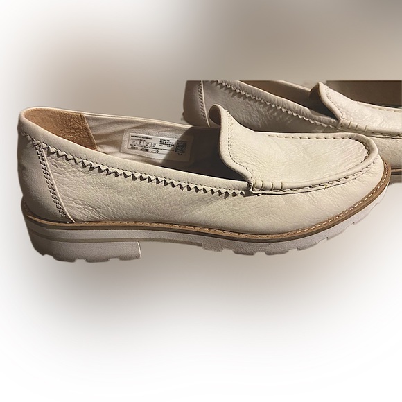 Sperry Shoes - Sperry top siders 9M Lug Loafer Ivory